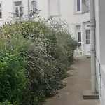 Appartamento 30 M2 Refait à Neuf Idéalement Situé Centre Et *