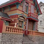 Appartamento 30 M2 Refait à Neuf Idéalement Situé Centre Et *