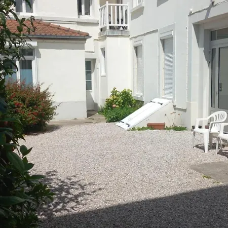 30 M2 Refait à Neuf Idéalement Situé Centre Et Wimereux