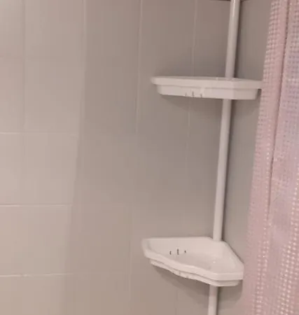 30 M2 Refait A Neuf Idealement Situe Centre Et Appartement