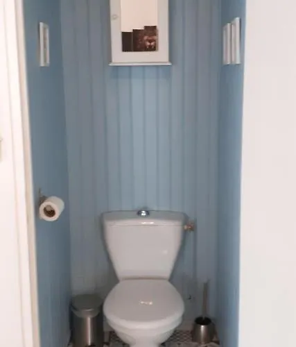 30 M2 Refait A Neuf Idealement Situe Centre Et Apartment *