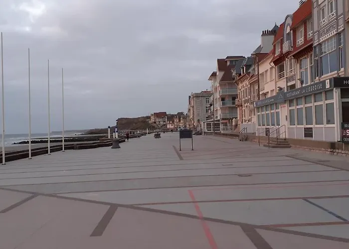 30 M2 Refait A Neuf Idealement Situe Centre Et Apartment